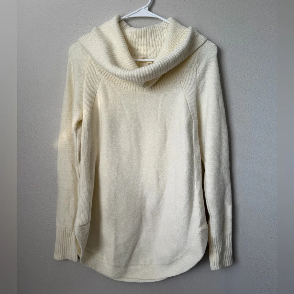 Moth Anthropologie Brenta Cowl Neck Sweater Cream Curved Hem Tunic XS Minimalist - Picture 3 of 7